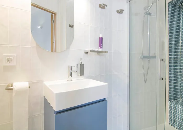 Cbs- Biking And Summer 民宿 *